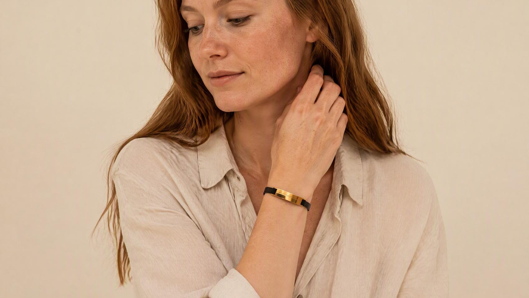 Minimalist Smooth Plate Bracelet