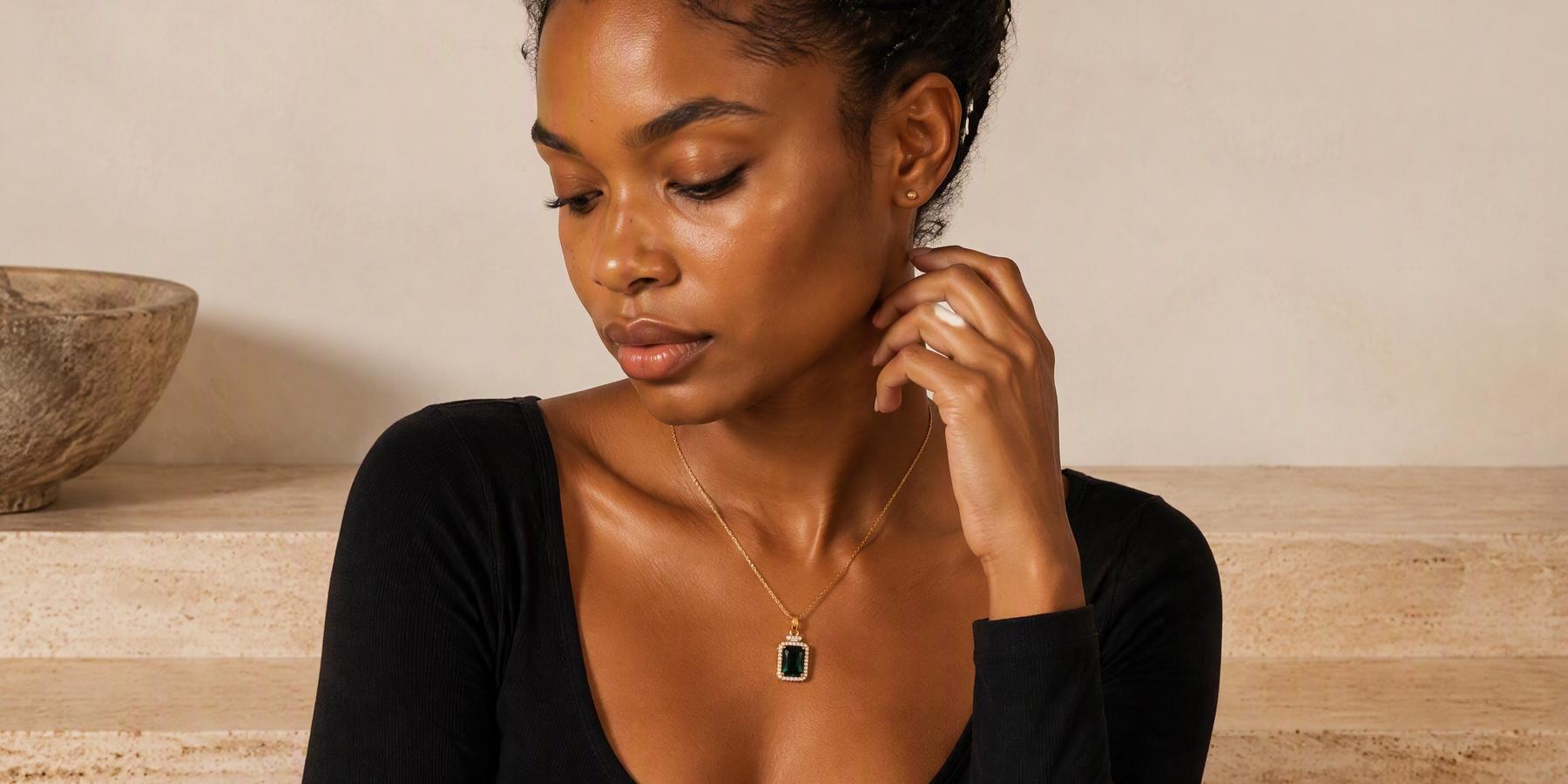 Elegant Rectangular Pendant Necklace