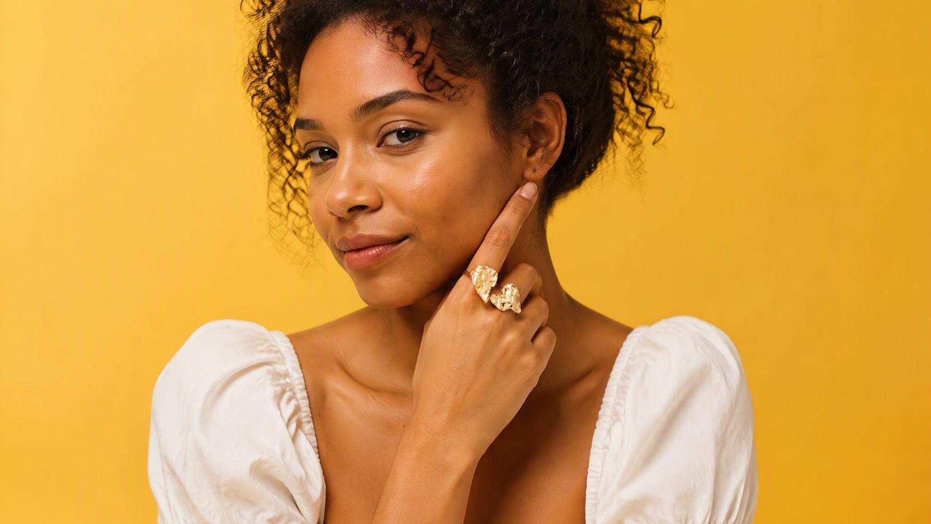 Gold Minimalist Heart Jewelry Set