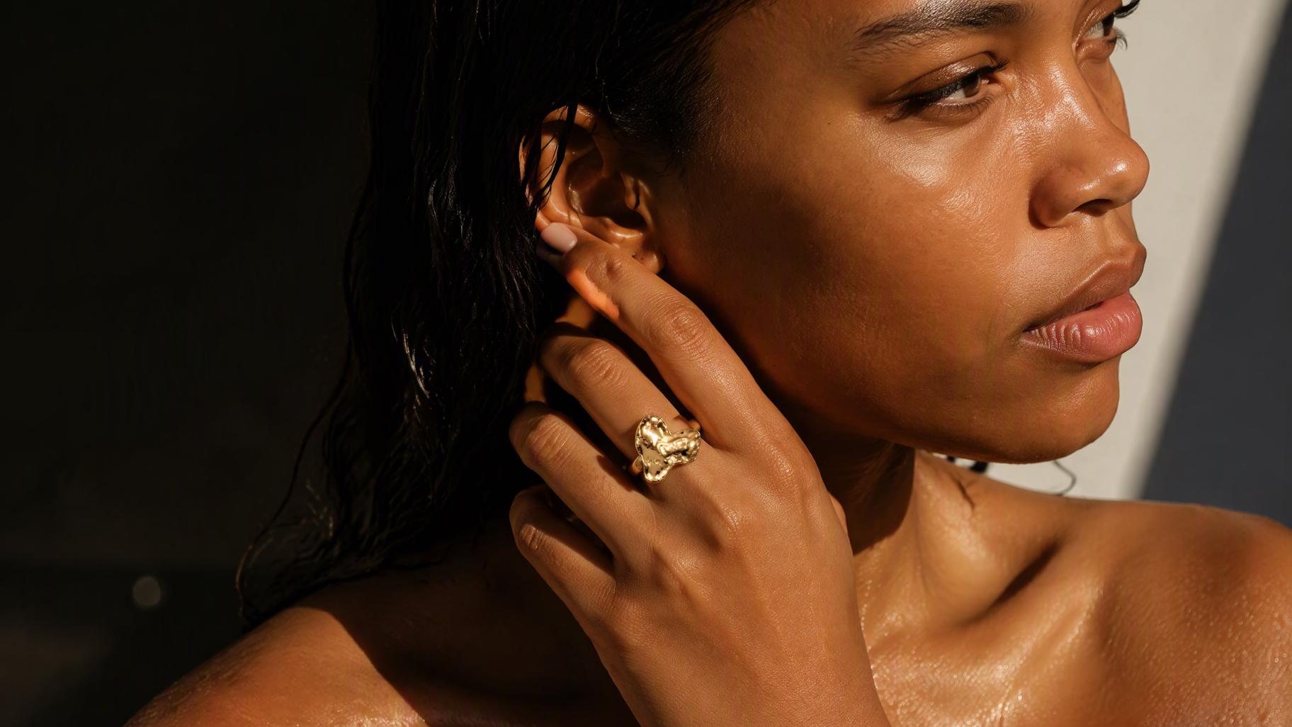 Gold Minimalist Heart Jewelry Set