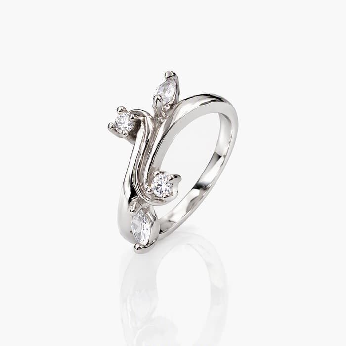 Dainty Love Knot Ring