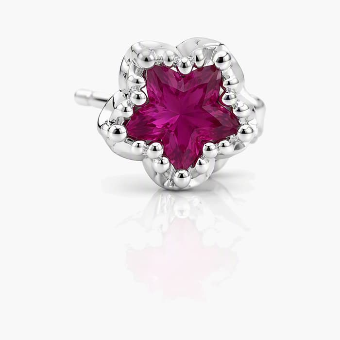 Dainty Flower Stud Earrings