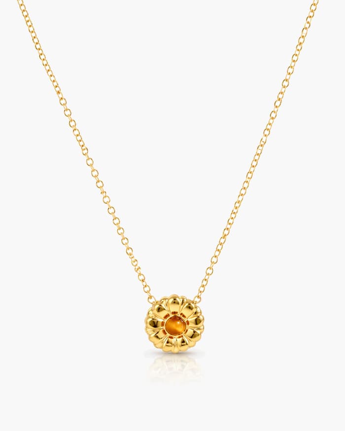 Dainty Flower Pendant Necklace