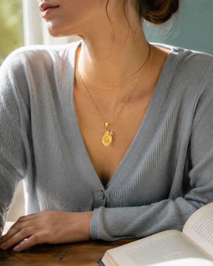 Floral Motif Pendant Necklace — worn